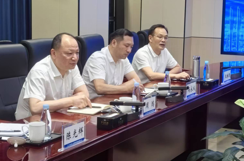 周鴻拜訪云南磷化集團董事長、總經理李錫斌